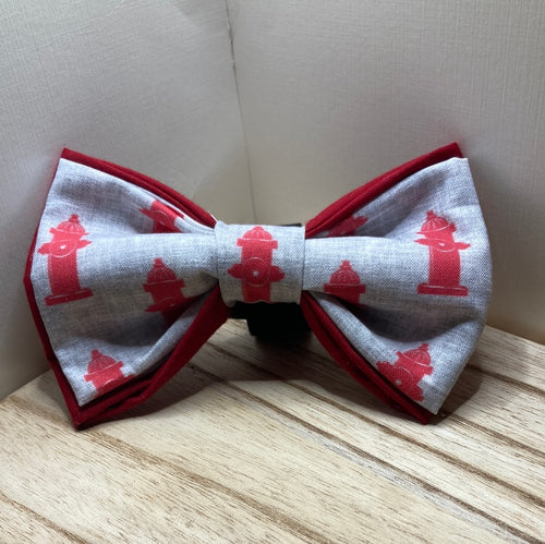 Red Fire Hydrant Pet Bow Tie