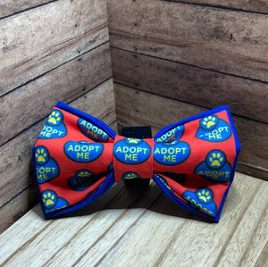 Adopt me pet bow tie In Bright Blue and Red