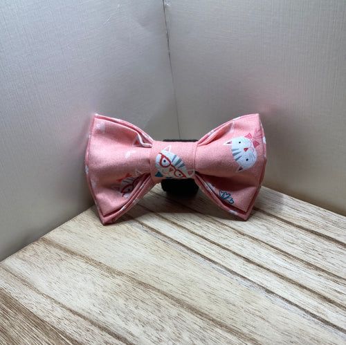 Little Pink Cats Pet Bow Tie