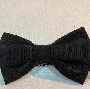 Faille black satin pre-tied bow tie with black cotton twill neck strap