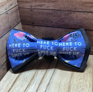 Here to “f” ish up pet bow tie. Available 3 sizes