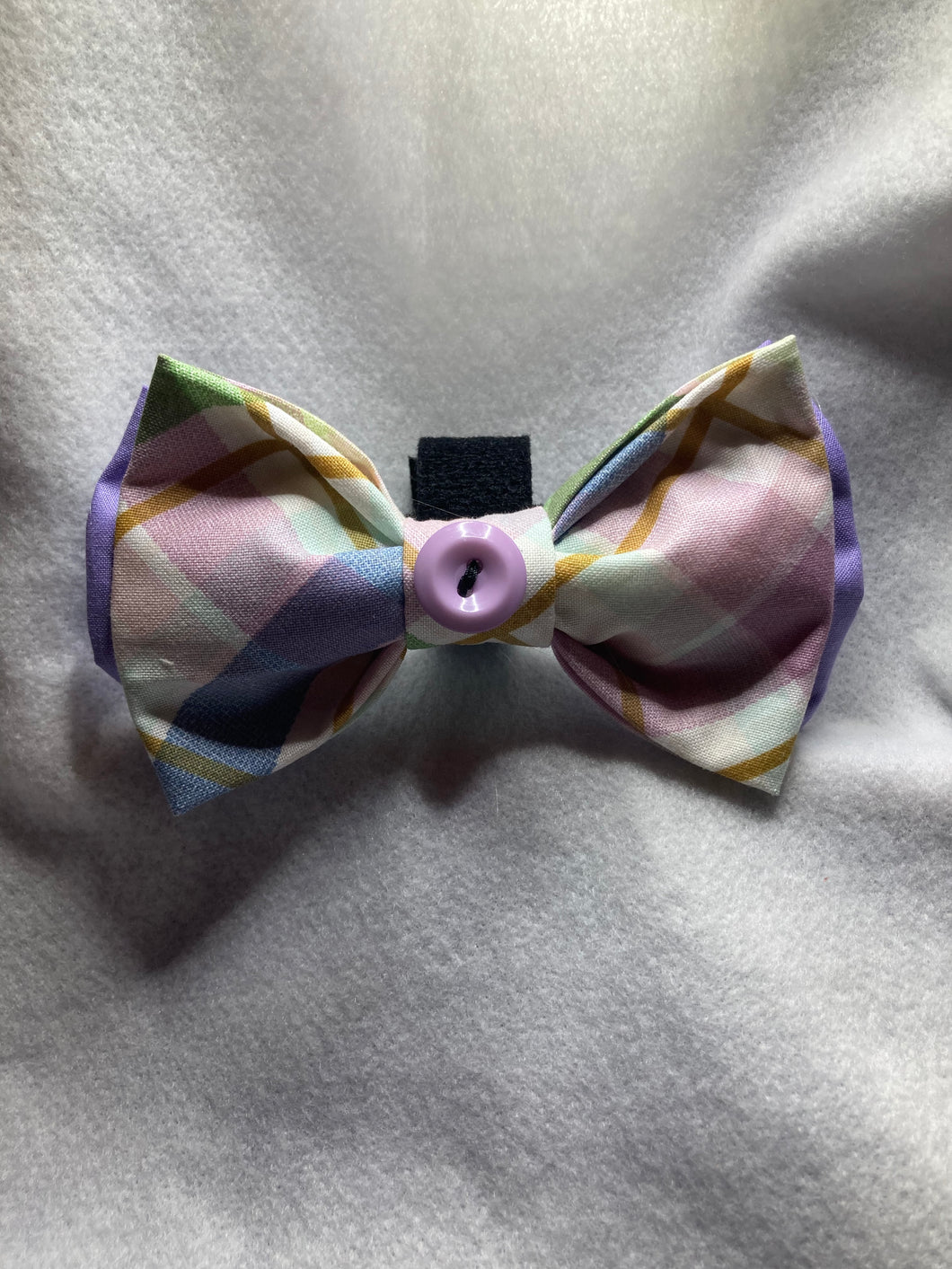 Easter Plaid Pet bow tie , available in 3 sizes, soft pastel colors. Velcros around collar