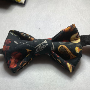 Jazz band musicians cotton pre-tied bow tie available in 3 sizes with adjustable strap